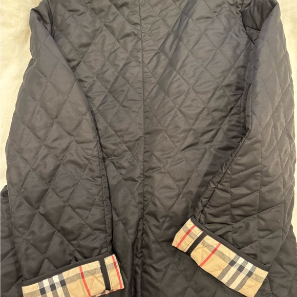 Black Quilted Burberry Jacket - Large - Picture 4 of 4